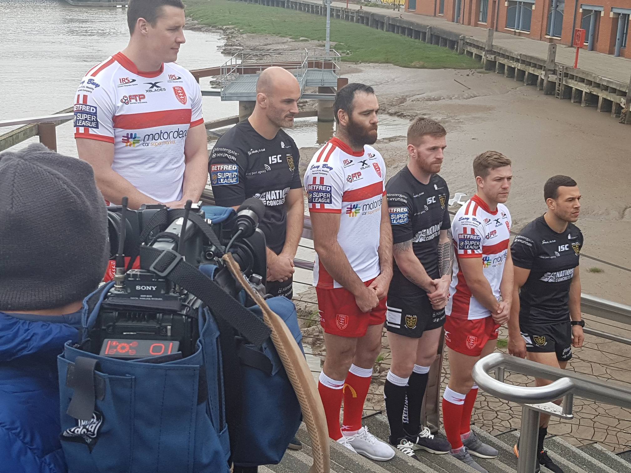 The Hull media was out in force as rugby league stars Joel Tomkins, Danny Houghton, Kane Linnett, Marc Sneed, Chris Atkin and Carlos Tuimavave appeared at Scale Lane Bridge in Hull.
