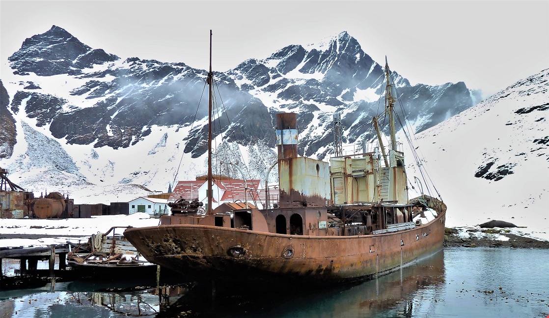 The Viola on the beach at Grytviken. Picture: www.violatrawler.net