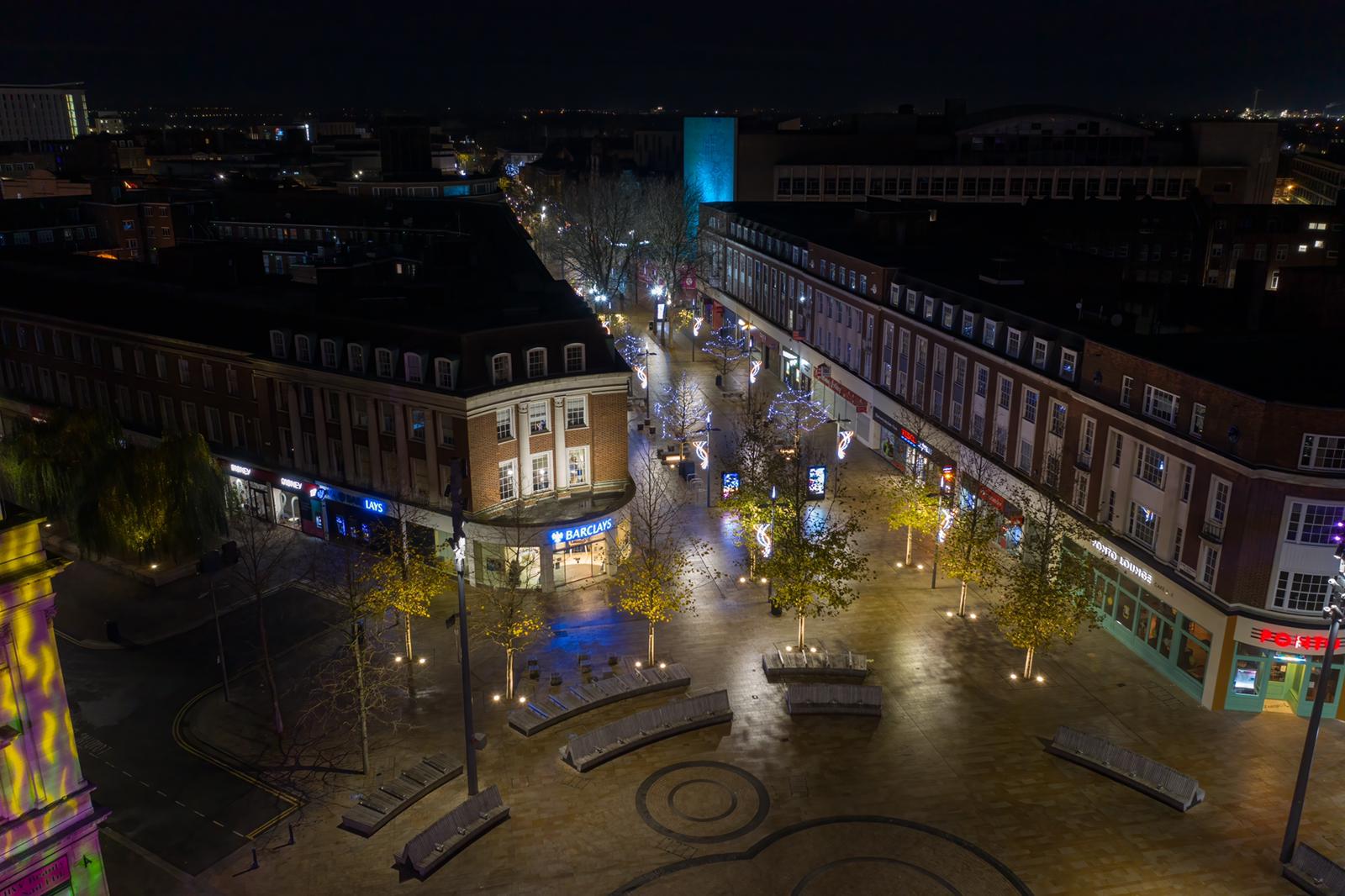 King Edward St looking stunning on a December evening.