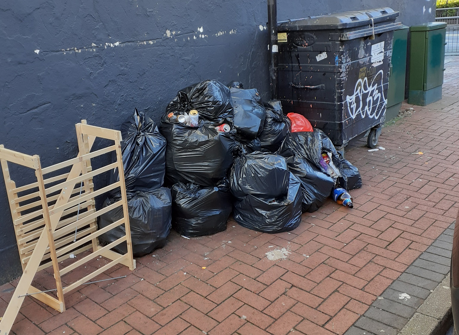 Hull residents fined for flytipping Hull CC News